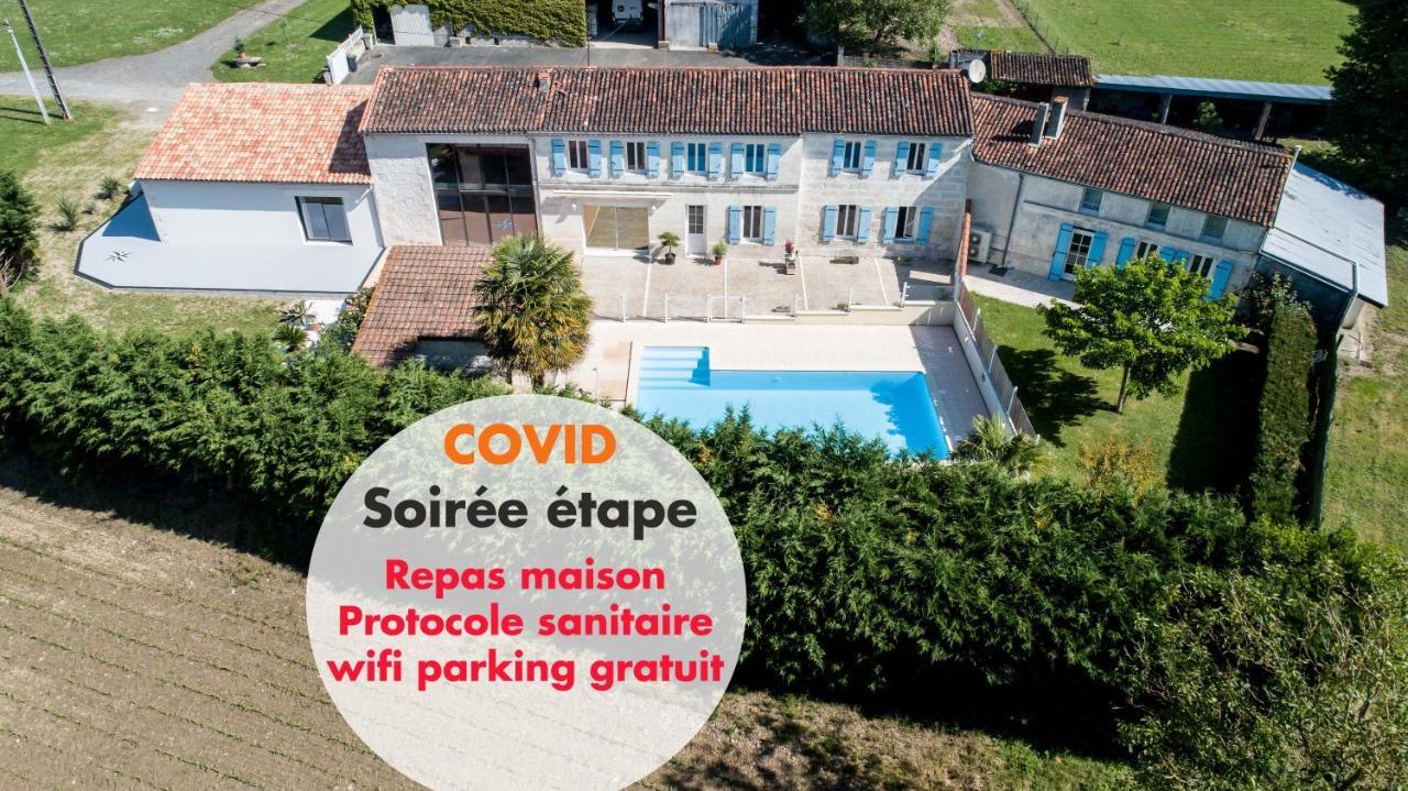 Bed and Breakfast Les Cuves - Saintes Chaniers Esterno foto