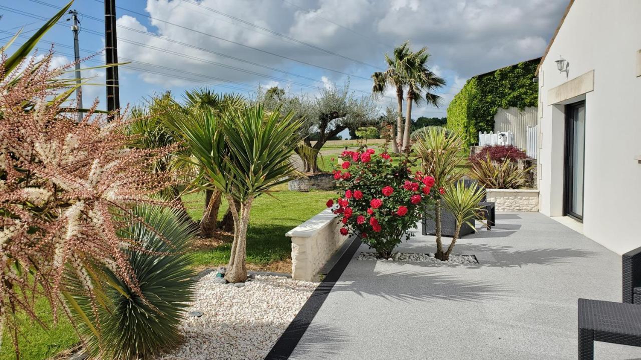 Bed and Breakfast Les Cuves - Saintes Chaniers Esterno foto